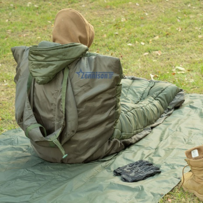 Envelope Polyester sleeping bag In winter